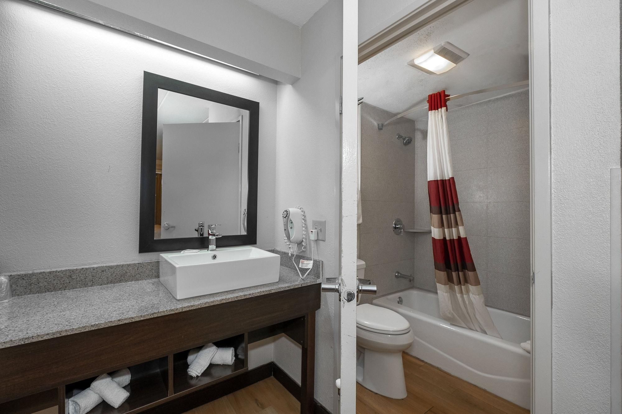 Red Roof Inn Mt Laurel Маунт-Лорел Екстер'єр фото